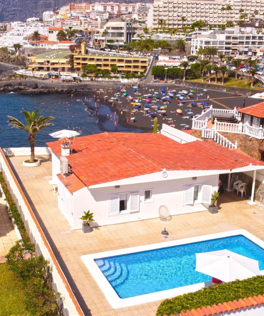 Beachfront Villa And Pool Puerto de Santiago  Luaran gambar